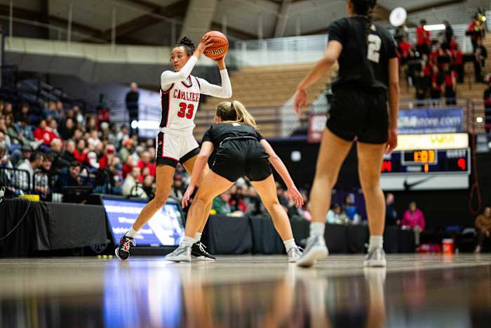 Clackamas Jesuit 6A Oregon girls basketball quarterfinal 2024 Naji Saker-15